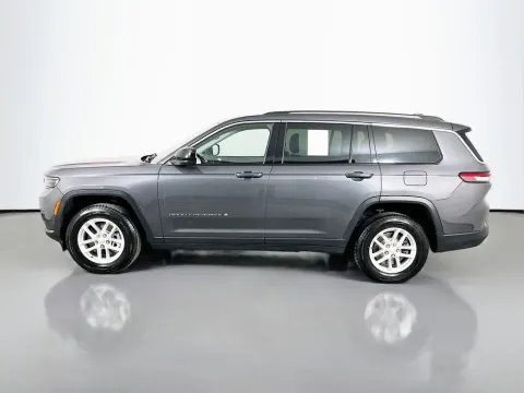 More photos of 2023 Jeep Grand Cherokee L Laredo at Clement Supercenter, MO