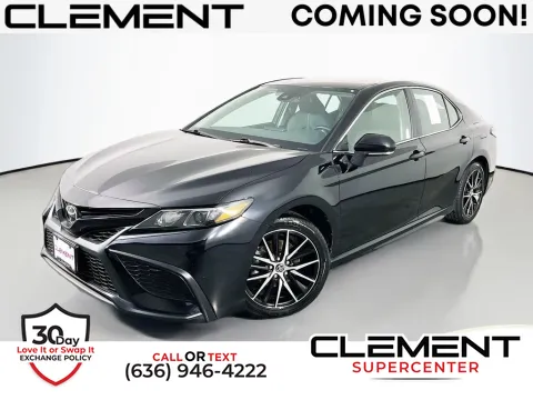 Black 2024 Toyota Camry SE for sale in Saint Charles, MO