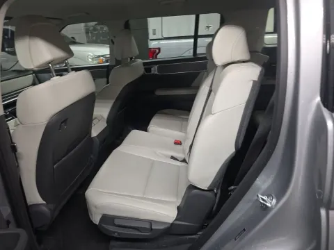 More photos of 2025 Hyundai Santa Fe SEL at Clement Supercenter, MO