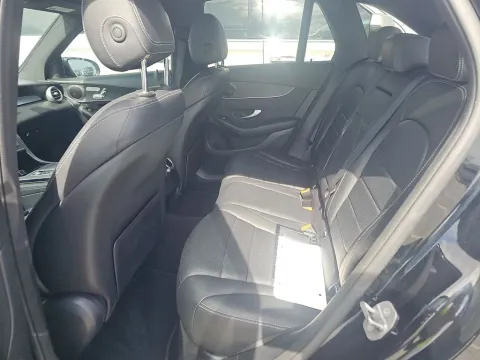 More photos of 2021 Mercedes-Benz GLC 300 at Clement Supercenter, MO