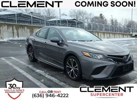 Gray 2020 Toyota Camry SE for sale in Saint Charles, MO