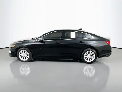 More photos of 2024 Chevrolet Malibu LT at Clement Supercenter, MO