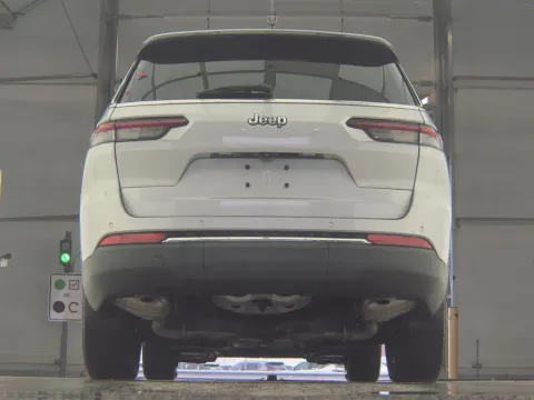 Another view of 2021 Jeep Grand Cherokee L Limited for sale in Saint Charles, MO at Clement Supercenter