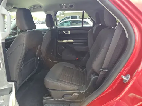 More photos of 2021 Ford Explorer XLT at Clement Supercenter, MO