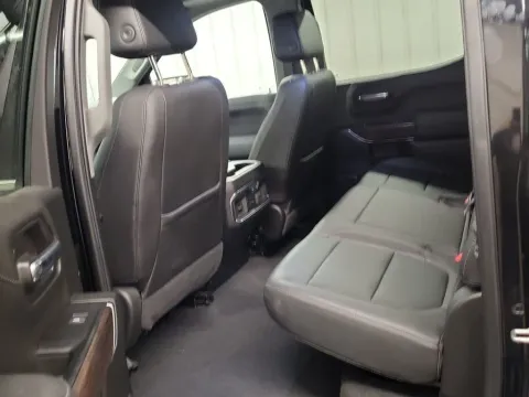 More photos of 2019 GMC Sierra 1500 SLT at Clement Supercenter, MO