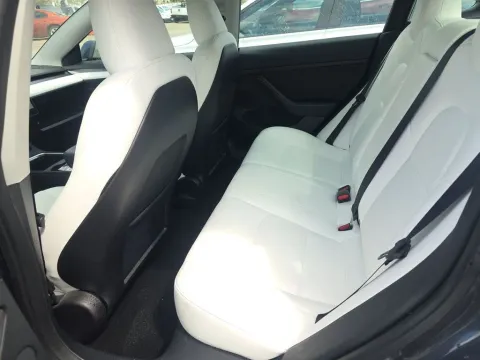 More photos of 2023 Tesla Model 3 at Clement Supercenter, MO