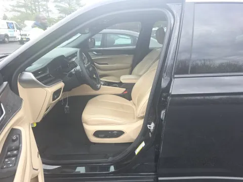 Another view of 2022 Jeep Grand Cherokee 4xe for sale in Saint Charles, MO at Clement Supercenter