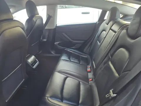 More photos of 2022 Tesla Model 3 Long Range at Clement Supercenter, MO