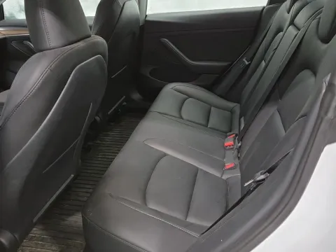 More photos of 2023 Tesla Model 3 at Clement Supercenter, MO