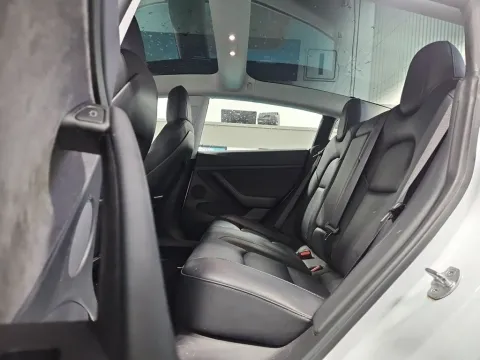 More photos of 2023 Tesla Model 3 at Clement Supercenter, MO