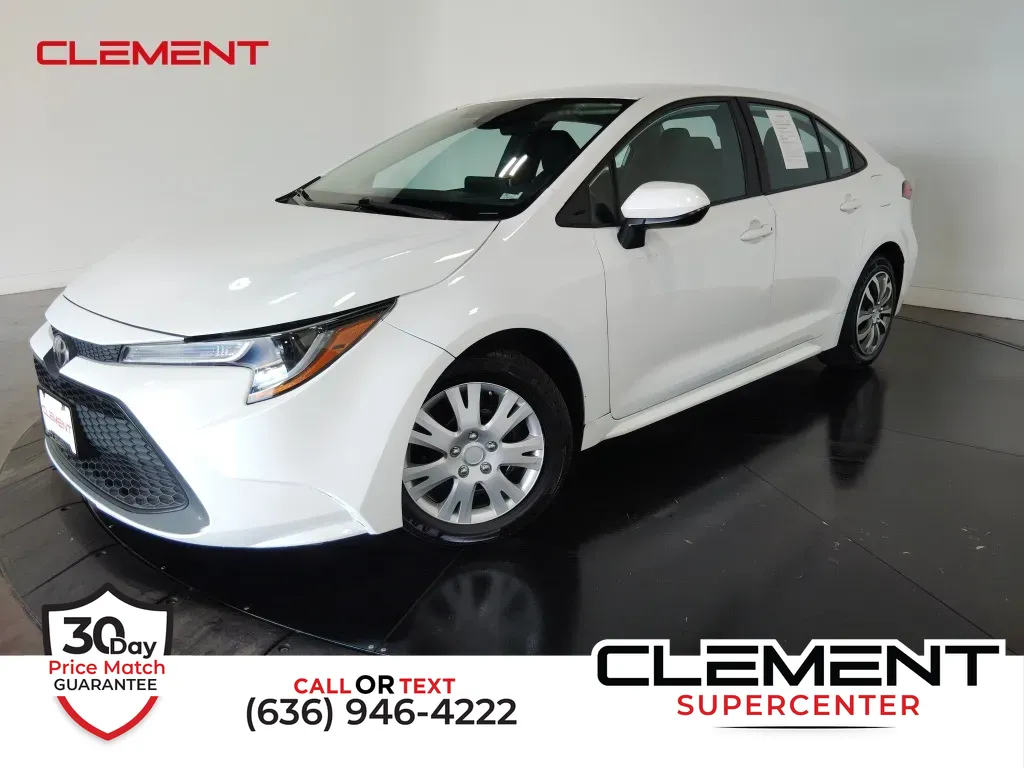White 2021 Toyota Corolla LE for sale in Saint Charles, MO