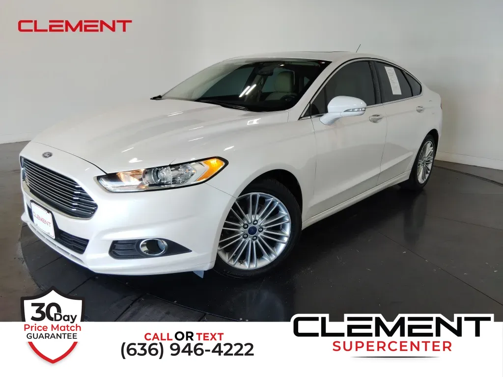 White 2016 Ford Fusion SE for sale in Saint Charles, MO