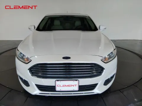 Photos of 2016 Ford Fusion SE for sale in Saint Charles, MO at Clement Supercenter