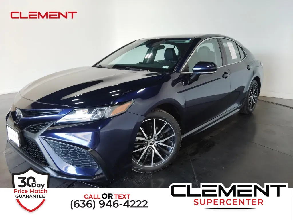 Black 2022 Toyota Camry SE Nightshade for sale in Saint Charles, MO
