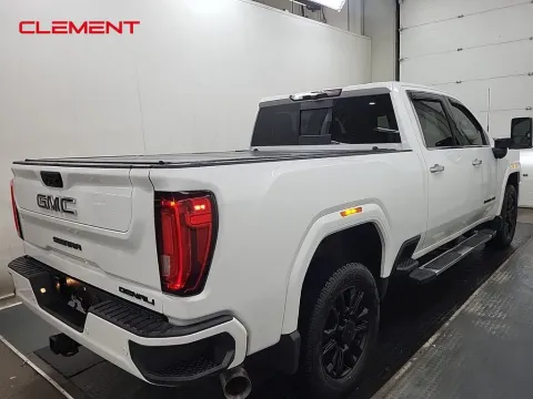 More photos of 2022 GMC Sierra 2500HD Denali at Clement Supercenter, MO