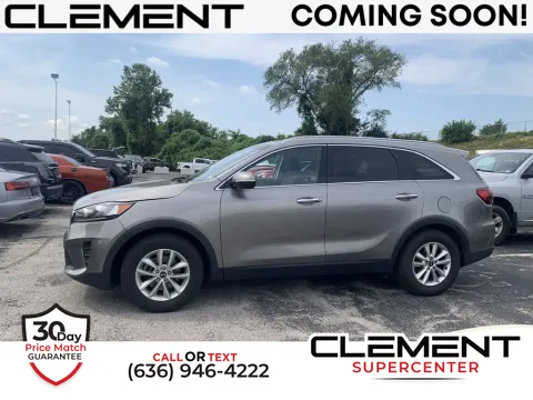 Silver 2019 Kia Sorento LX for sale in Saint Charles, MO