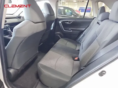 More photos of 2020 Toyota RAV4 XLE at Clement Supercenter, MO
