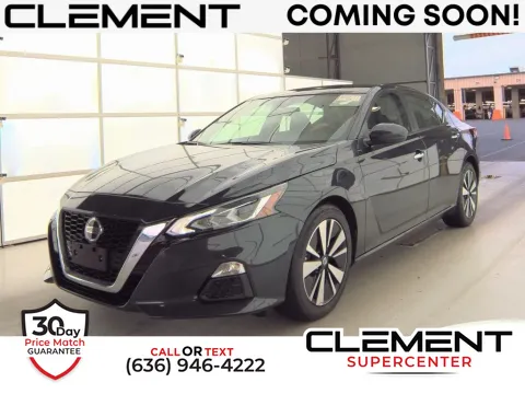 Blue 2022 Nissan Altima 2.5 SV for sale in Saint Charles, MO
