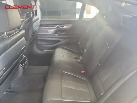 More photos of 2019 BMW 7 Series 750i xDrive at Clement Supercenter, MO