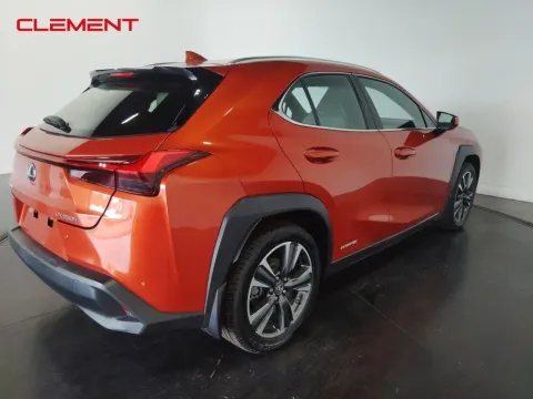 More photos of 2019 Lexus UX 250h Base at Clement Supercenter, MO