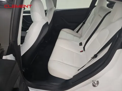 More photos of 2022 Tesla Model 3 Long Range at Clement Supercenter, MO
