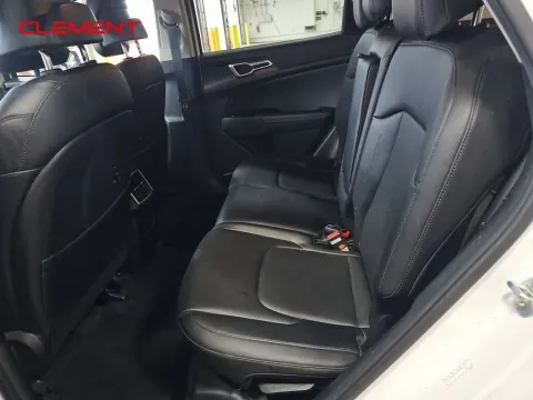 More photos of 2023 Kia Sportage EX at Clement Supercenter, MO