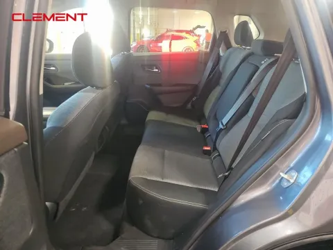 More photos of 2023 Nissan Rogue SV at Clement Supercenter, MO