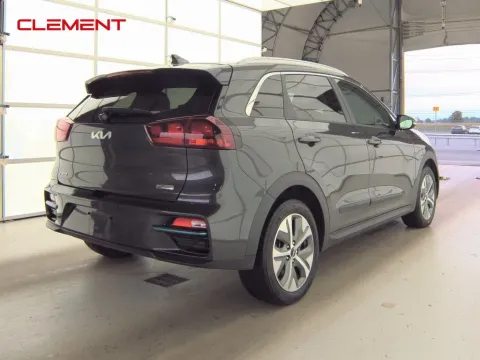 More photos of 2022 Kia Niro EV EX at Clement Supercenter, MO