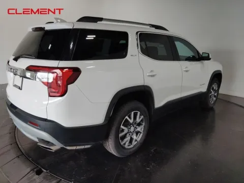 More photos of 2023 GMC Acadia SLT at Clement Supercenter, MO