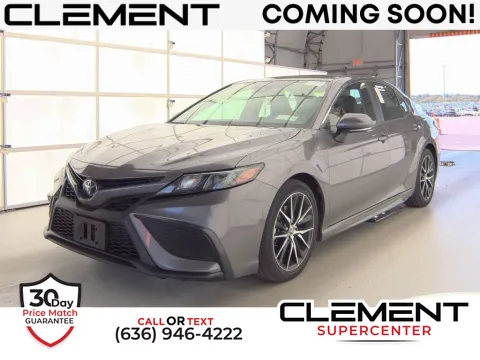 Black 2024 Toyota Camry SE for sale in Saint Charles, MO