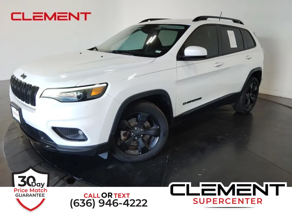 White 2021 Jeep Cherokee Altitude for sale in Saint Charles, MO