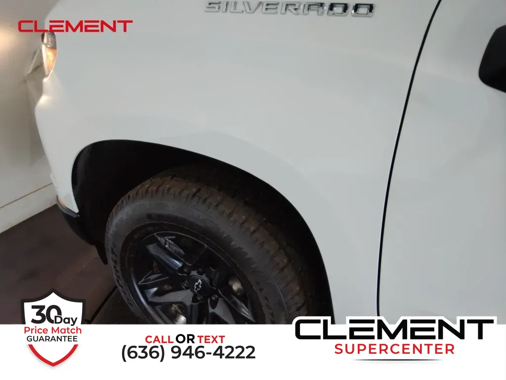 White 2022 Chevrolet Silverado 1500 WT for sale in Saint Charles, MO