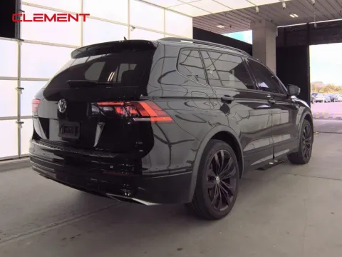 More photos of 2020 Volkswagen Tiguan 2.0T SE R-Line Black at Clement Supercenter, MO