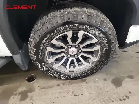 More photos of 2023 GMC Sierra 1500 AT4 at Clement Supercenter, MO