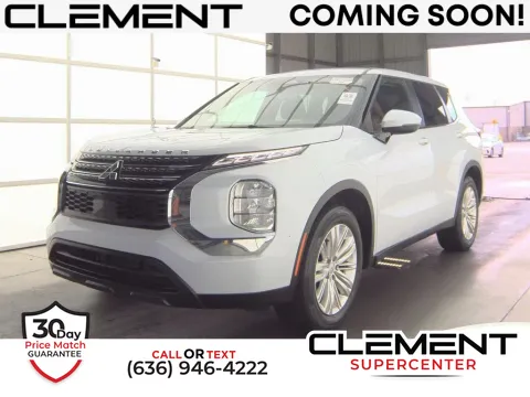 White 2023 Mitsubishi Outlander ES for sale in Saint Charles, MO