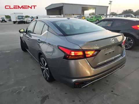 More photos of 2020 Nissan Altima 2.5 SR at Clement Supercenter, MO