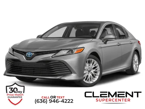 Green 2020 Toyota Camry Hybrid XLE for sale in Saint Charles, MO