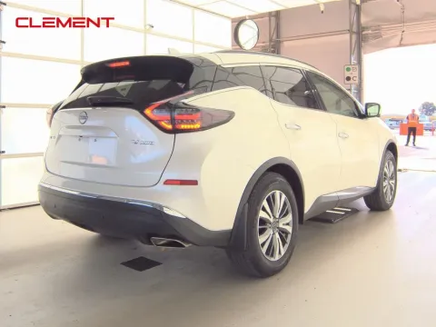 More photos of 2023 Nissan Murano SV at Clement Supercenter, MO