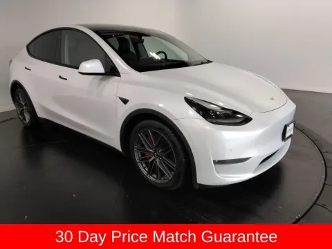 More photos of 2022 Tesla Model Y Performance at Clement Supercenter, MO