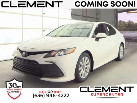 White 2022 Toyota Camry LE for sale in Saint Charles, MO