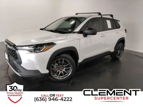 White 2022 Toyota Corolla Cross L for sale in Saint Charles, MO