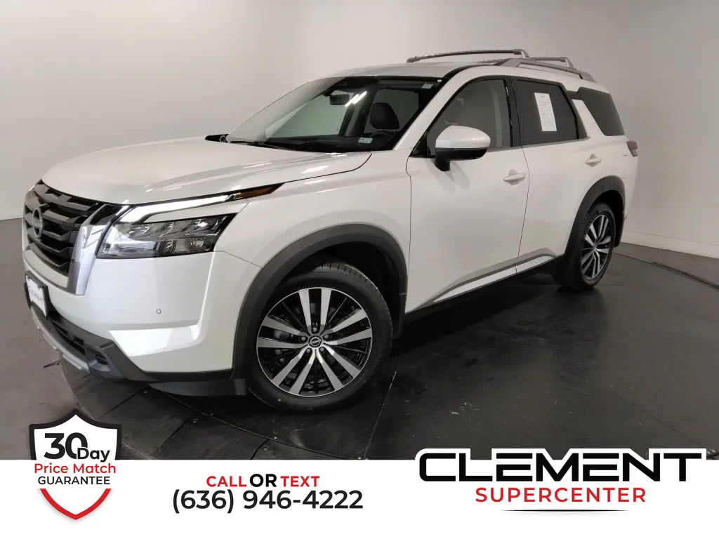 White 2024 Nissan Pathfinder Platinum for sale in Saint Charles, MO