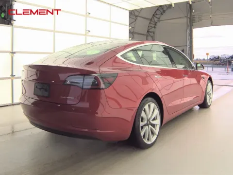 More photos of 2020 Tesla Model 3 Long Range at Clement Supercenter, MO