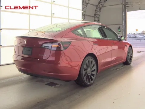 More photos of 2022 Tesla Model 3 Performance at Clement Supercenter, MO