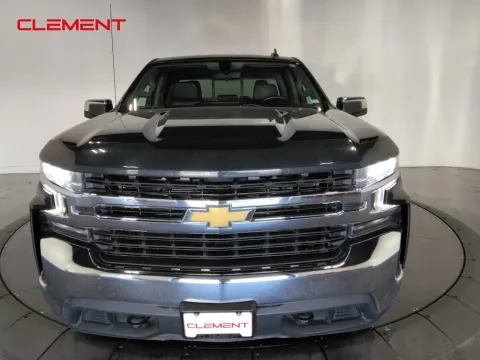 Photos of 2019 Chevrolet Silverado 1500 LT for sale in Saint Charles, MO at Clement Supercenter
