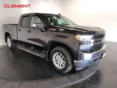 Another view of 2019 Chevrolet Silverado 1500 LT for sale in Saint Charles, MO at Clement Supercenter