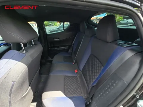 More photos of 2021 Toyota C-HR XLE at Clement Supercenter, MO