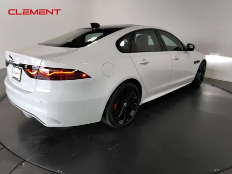More photos of 2024 Jaguar XF R-Dynamic SE at Clement Supercenter, MO