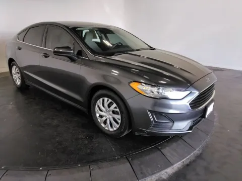 More photos of 2020 Ford Fusion S at Clement Supercenter, MO
