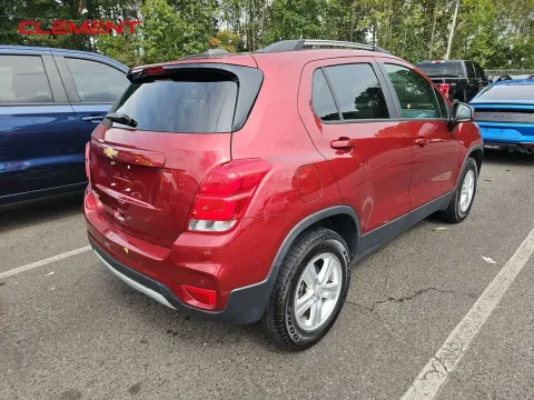 More photos of 2022 Chevrolet Trax LT at Clement Supercenter, MO